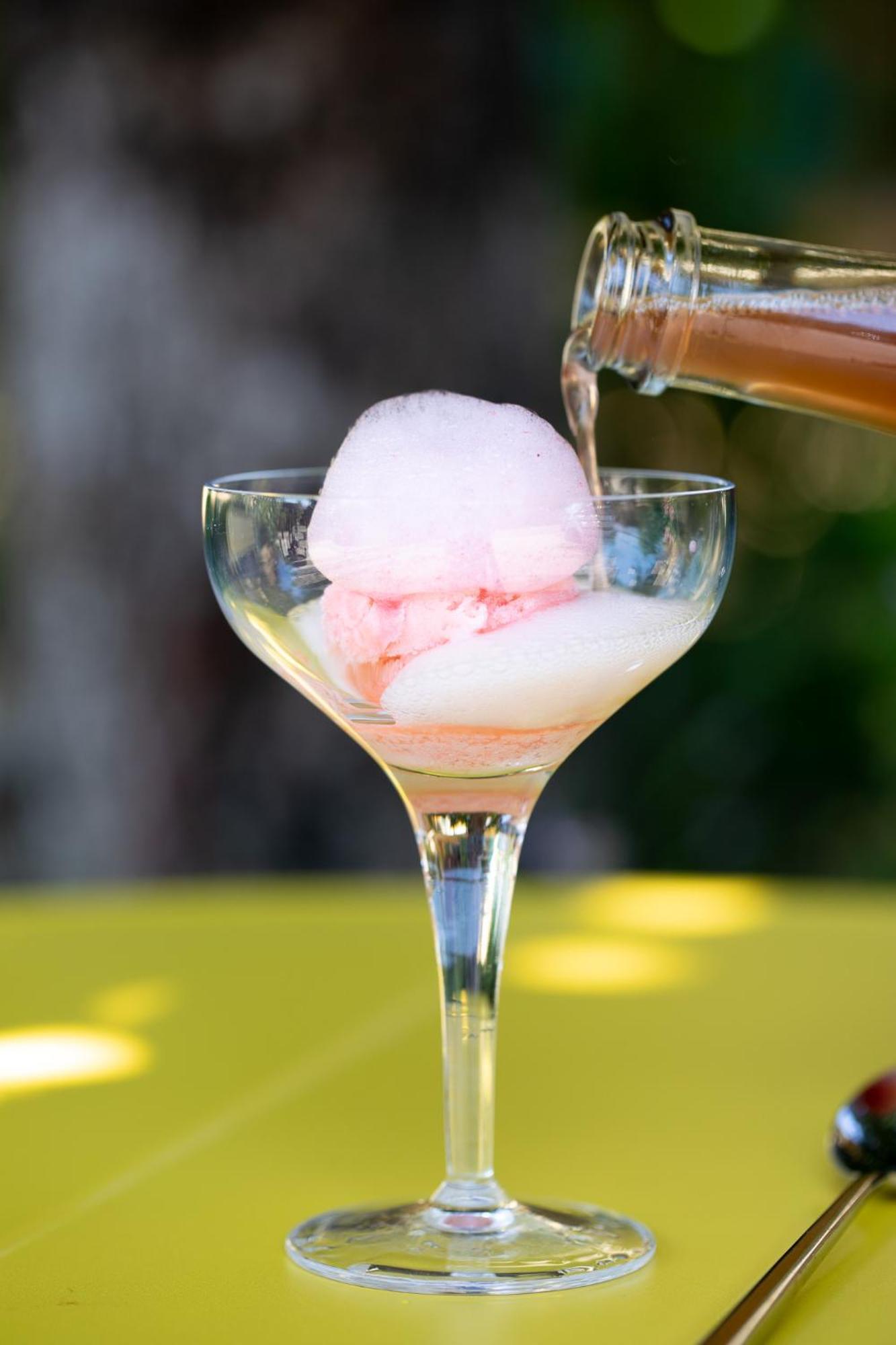 מלון דוברובו Kabaj Wine & Dine מראה חיצוני תמונה